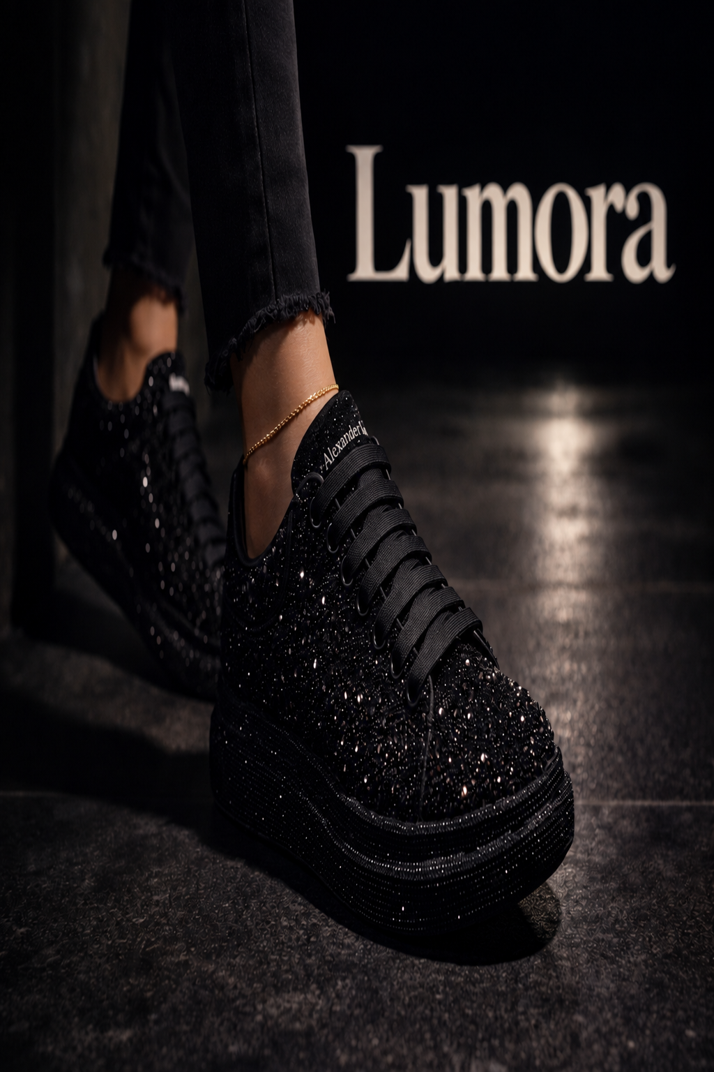 Alexander McQueen brillosos - Exclusividad y Elegancia